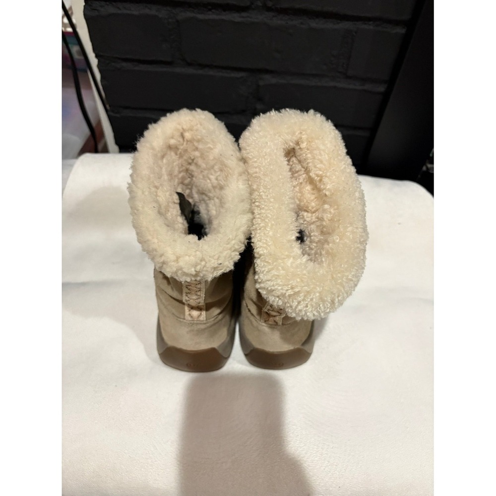 Ulu Womens Waterproof Suede Winter Boots Tan Lace Up Shearling Trim Size 8 - Picture 8 of 8